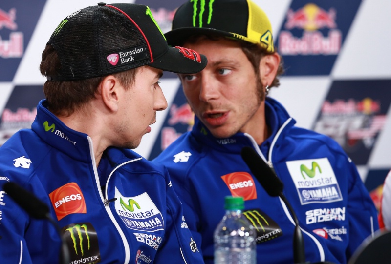 Jorge Lorenzo dan Valentino Rossi - Net